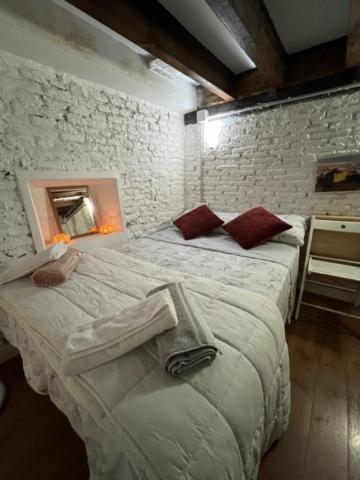 Airbhouse Private Rooms & Apartments Sevilla Rum bild